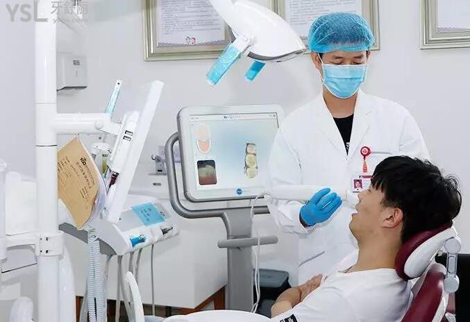 揭秘溫州種植牙口腔醫(yī)院推薦 2021年種植牙收費價格表更新中.jpg