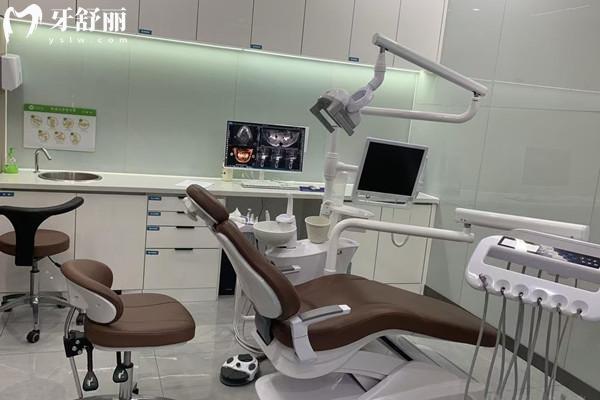 重慶萬州區(qū)英博口腔門診部診療室