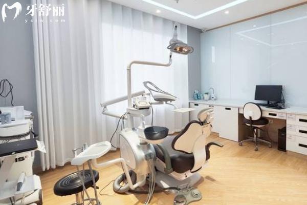 榆林瑞德口腔門診部治療室
