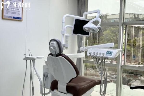 普洱思茅區(qū)九洲口腔醫(yī)院治療室