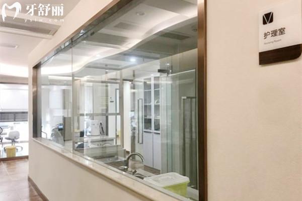 錦江唐牙科口腔診所護理室