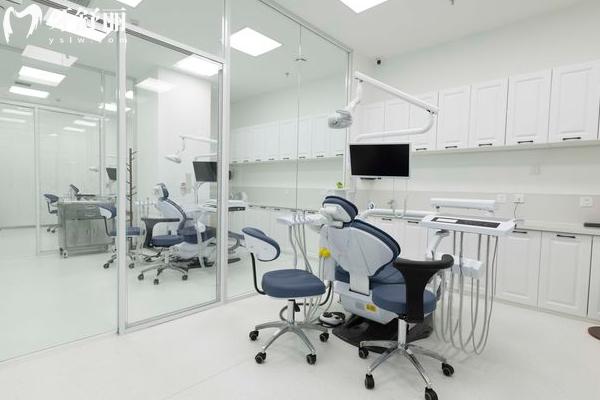 沈陽全家口腔門診部