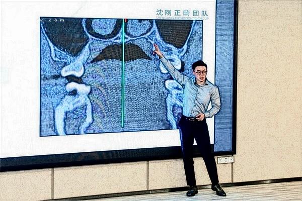 拜博口腔牙齒矯正地包天費(fèi)用多少錢(qián)?參考上海拜博口腔收費(fèi)標(biāo)準(zhǔn)約1w起