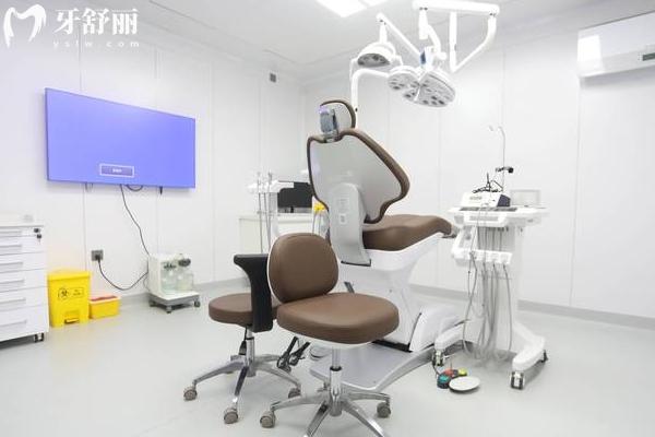 哈爾濱遠東口腔醫(yī)院治療室