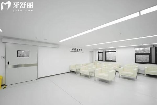 營口團(tuán)圓口腔醫(yī)院是正規(guī)醫(yī)院嗎?是正規(guī)的,從資質(zhì)