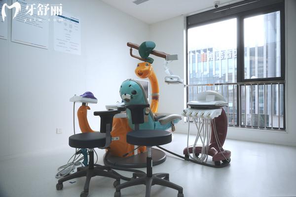 合肥茀萊堡口腔醫(yī)院種植牙多少錢